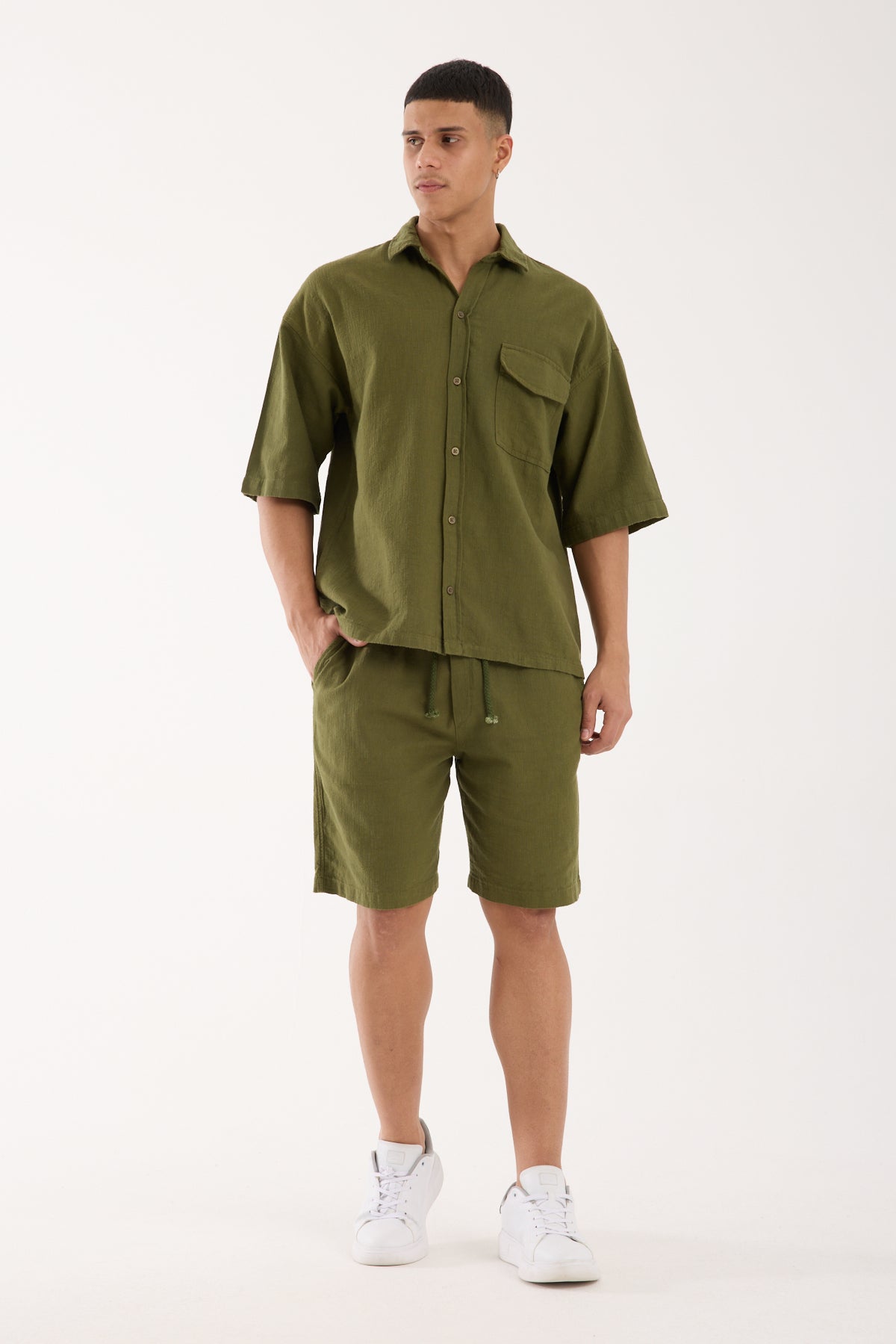 color-card:khaki color:khaki