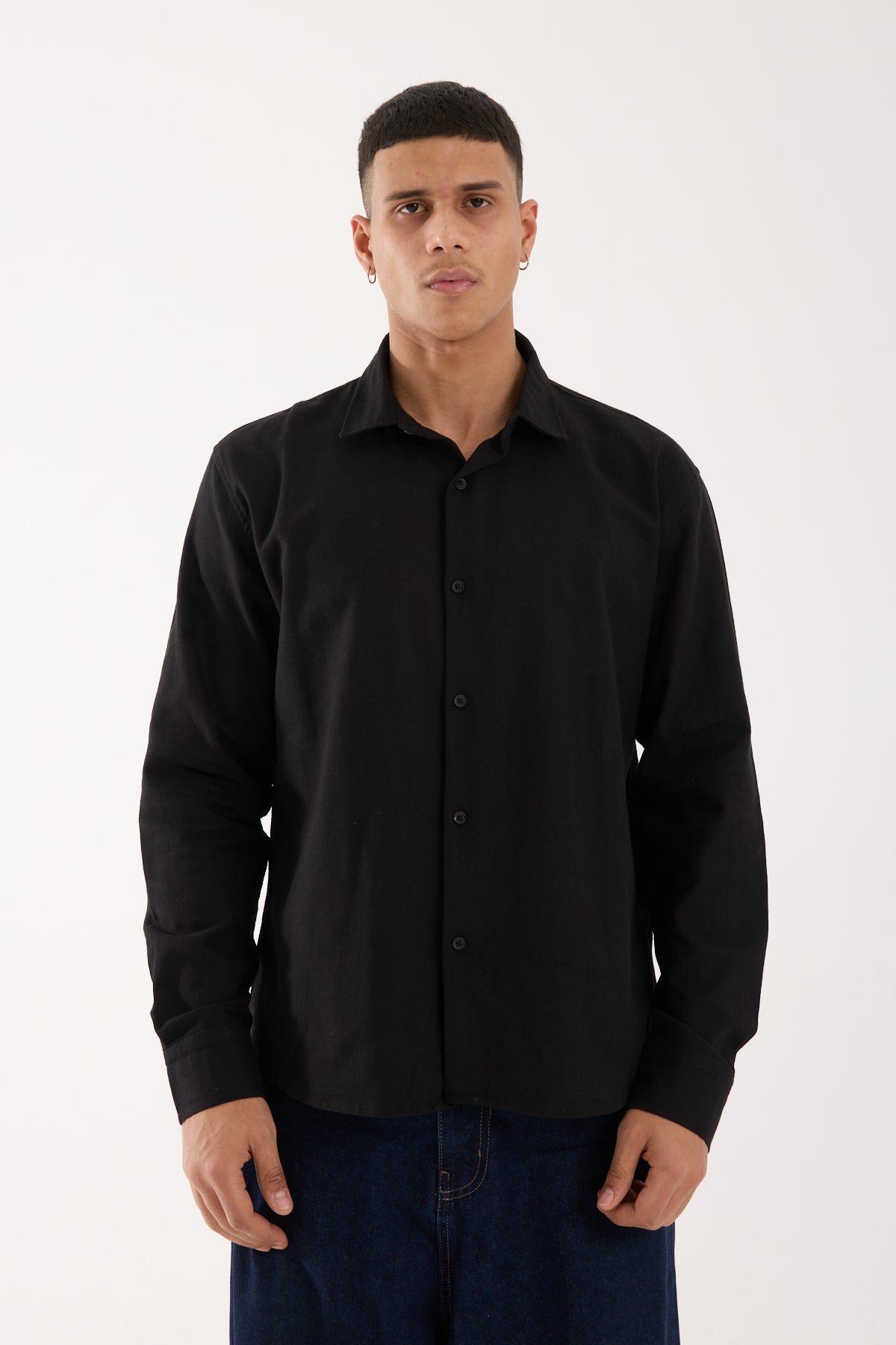 color-card:black color:black