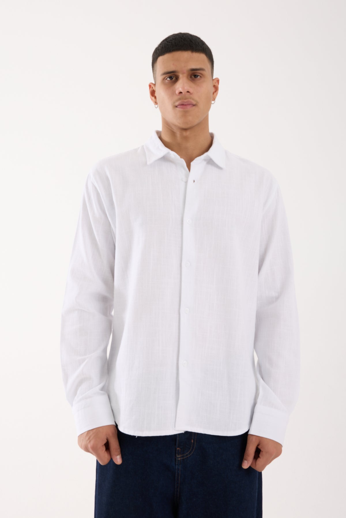 color-card:white color:white