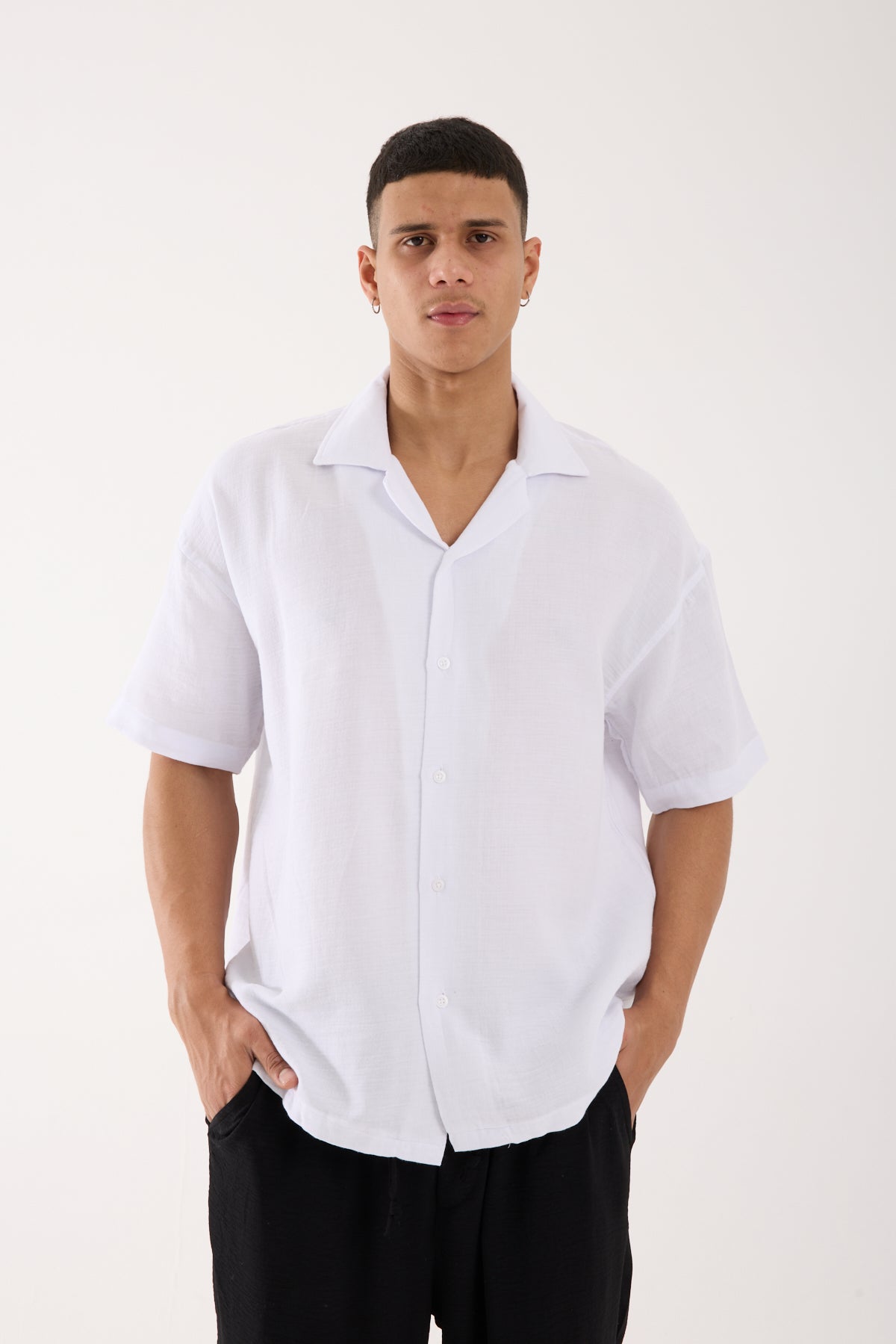 color-card:white color:white
