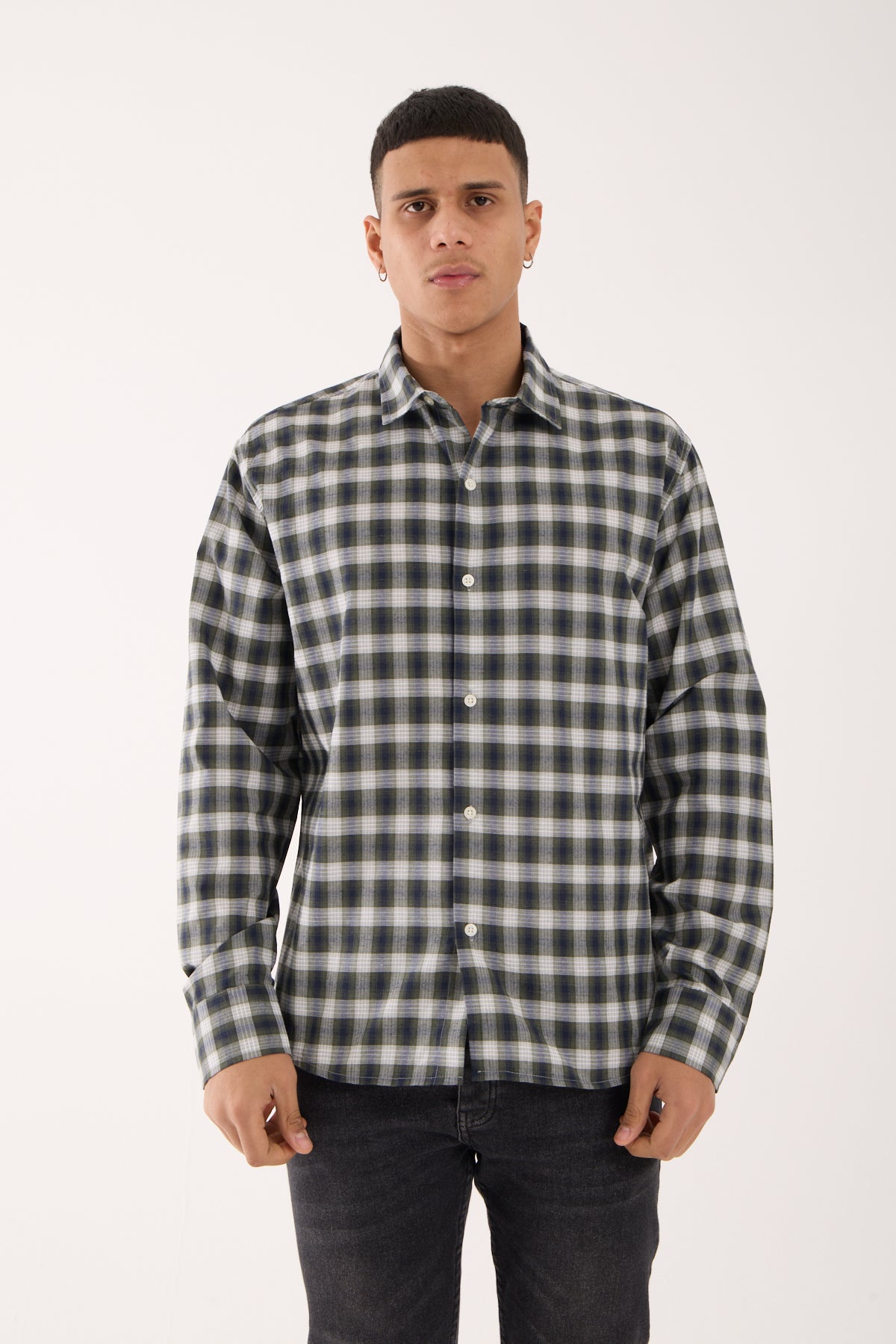 color-card:khaki color:khaki